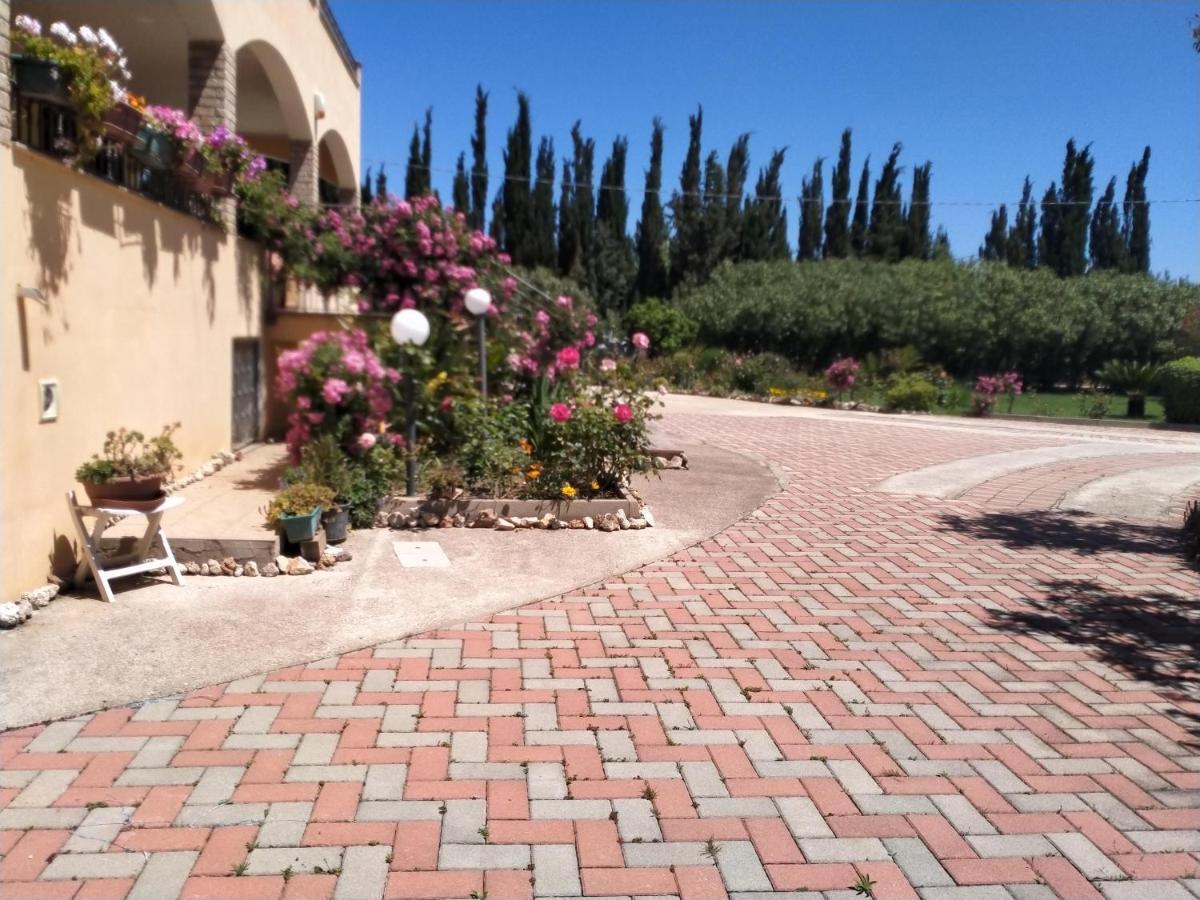 Le Rose Daire Olmedo Dış mekan fotoğraf