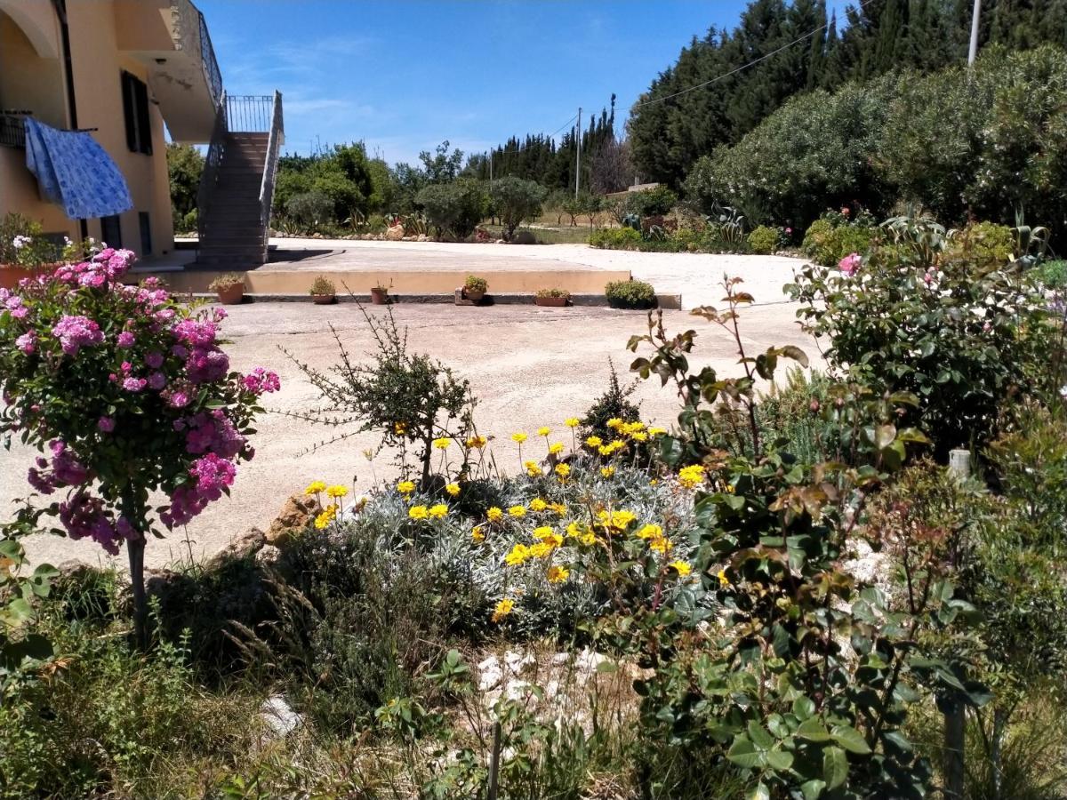 Le Rose Daire Olmedo Dış mekan fotoğraf